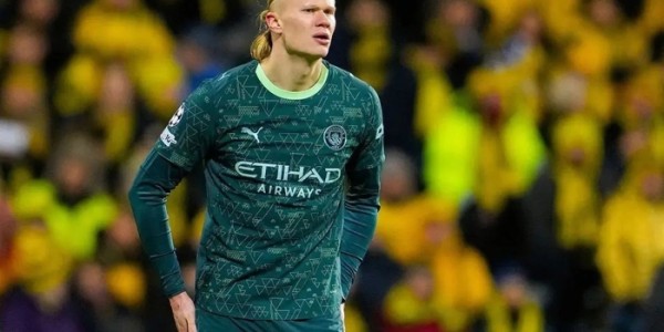 体育赛事-伤缺3月！格拉利什受伤给曼城敲响警钟 再不轮换哈兰德就是下一个|瓜迪奥拉|埃尔林-哈兰德|埃弗顿|博德闪耀|阿斯顿维拉_新浪新闻