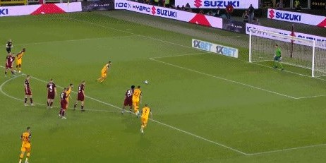 开云体育app-【早报】两大强队侍候着我一个人，这点福气还小吗？