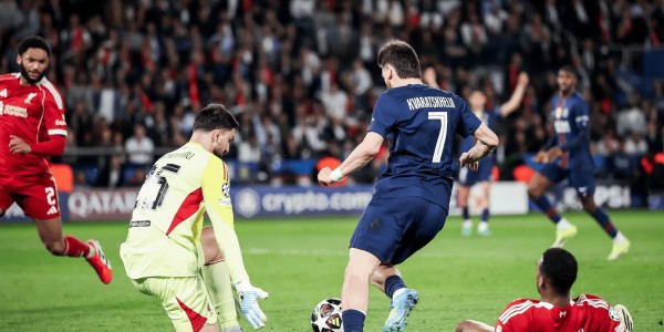 开云体育官网-巴黎2-0利物浦全场数据：射门18-3，射正6-0，绝佳机会4-0