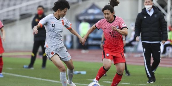 移动体育平台-【奥预赛】王霜点球制胜张馨破门 女足2比1客胜韩国