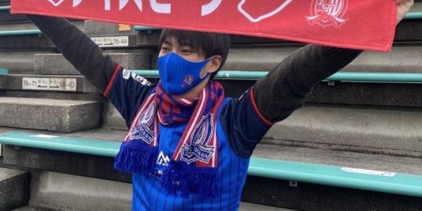 开云体育-为何要重罚球场“吐口水”？疫情期间祸从口出