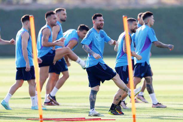 1669044078868098107.jpg 1443254226-612x612.jpg